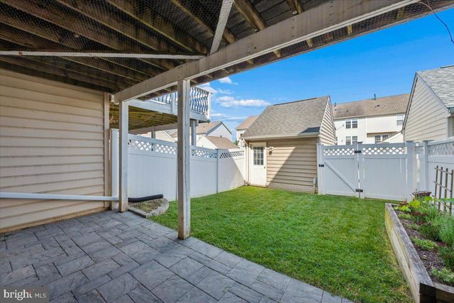 42 PAYNE ST, Charles Town, WV 25414