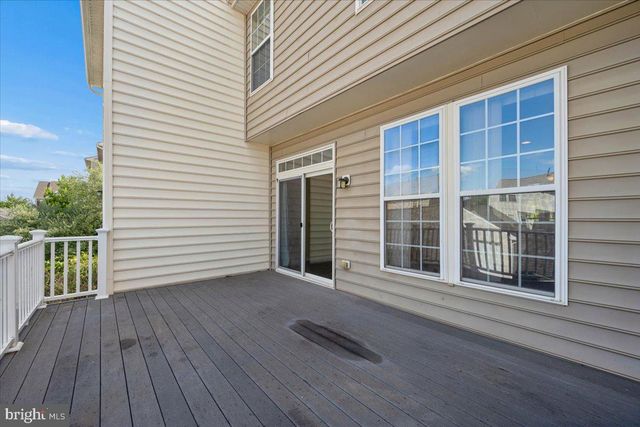 42 PAYNE ST, Charles Town, WV 25414
