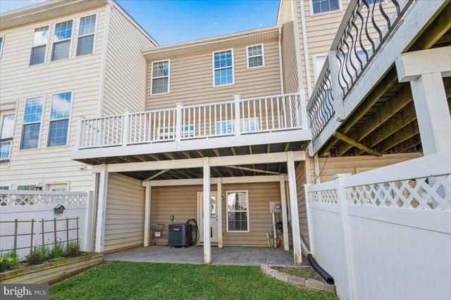 42 PAYNE ST, Charles Town, WV 25414