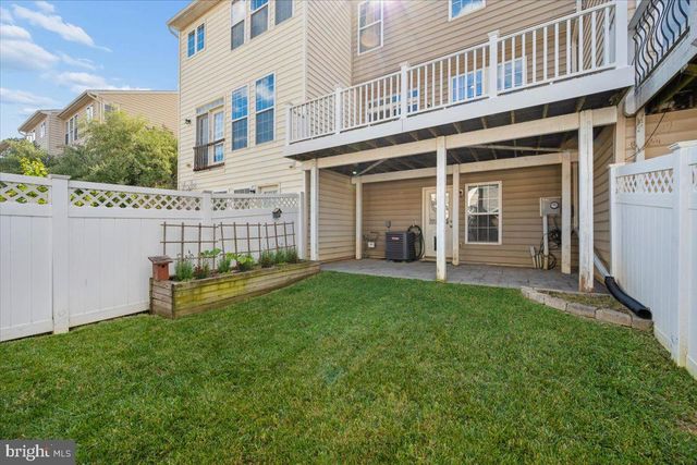 42 PAYNE ST, Charles Town, WV 25414