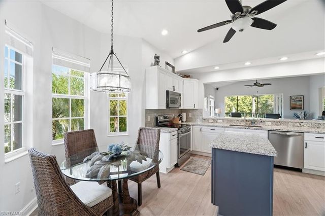 7842 Hawthorne DR 1703, Naples, FL 34113