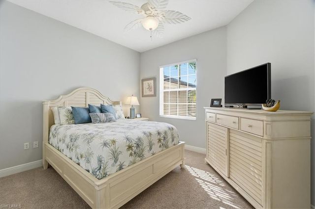 7842 Hawthorne DR 1703, Naples, FL 34113