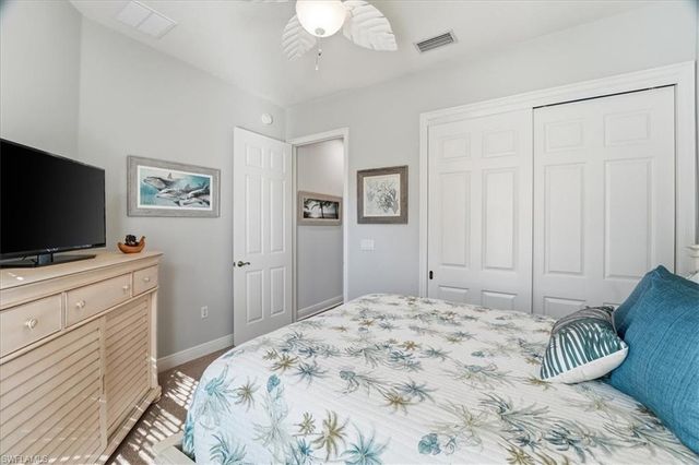 7842 Hawthorne DR 1703, Naples, FL 34113