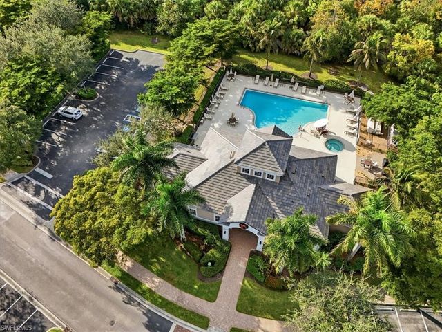7842 Hawthorne DR 1703, Naples, FL 34113
