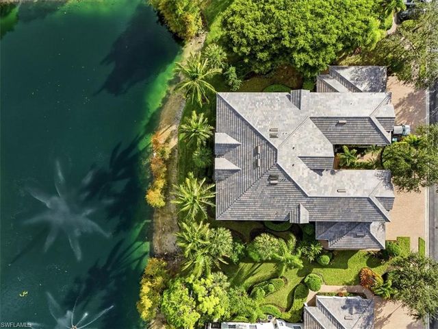 7842 Hawthorne DR 1703, Naples, FL 34113