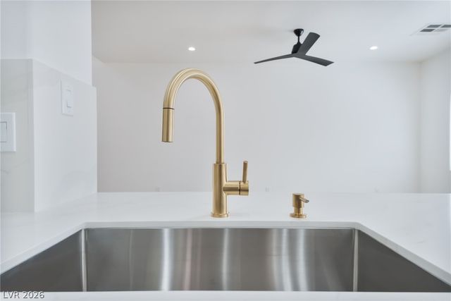 9025 Mossy Hollow Avenue, Las Vegas, NV 89149