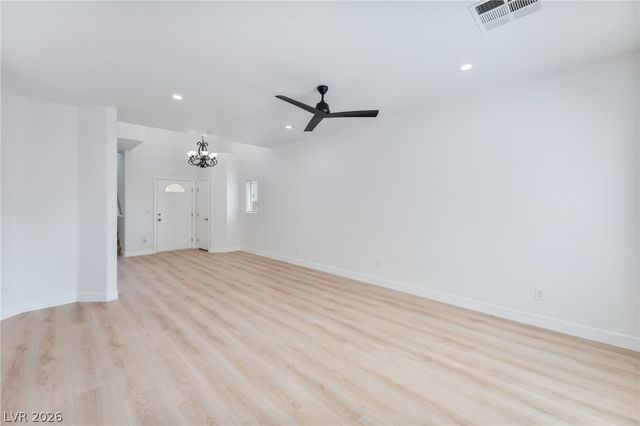 9025 Mossy Hollow Avenue, Las Vegas, NV 89149