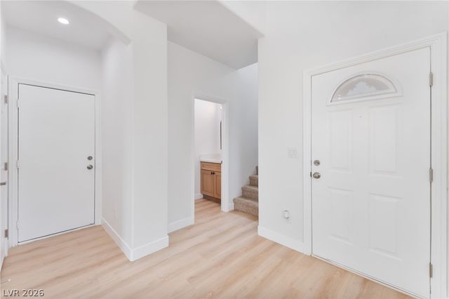 9025 Mossy Hollow Avenue, Las Vegas, NV 89149