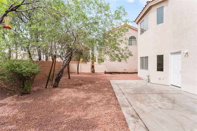 9025 Mossy Hollow Avenue, Las Vegas, NV 89149