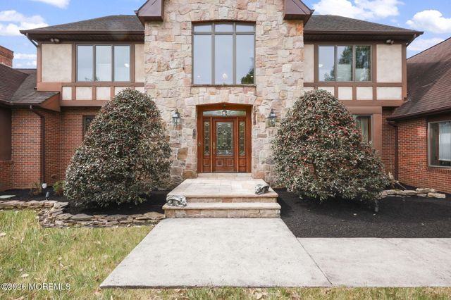 105 Clover Court, Freehold, NJ 07728