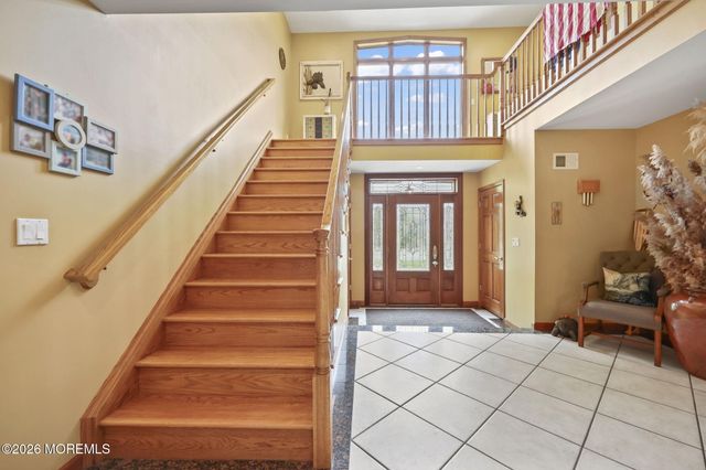 105 Clover Court, Freehold, NJ 07728