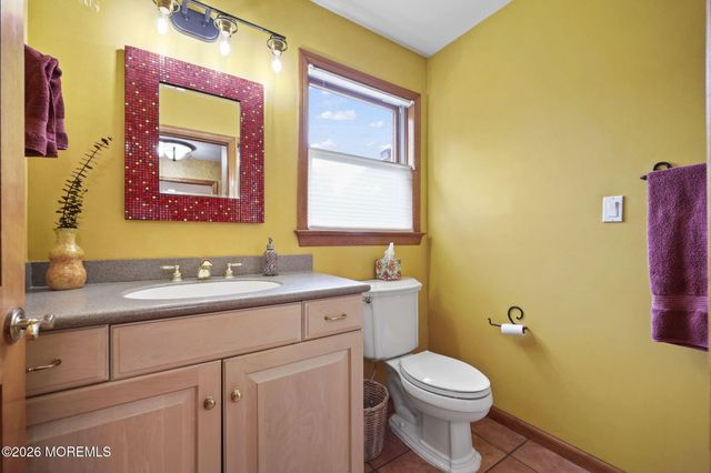 105 Clover Court, Freehold, NJ 07728