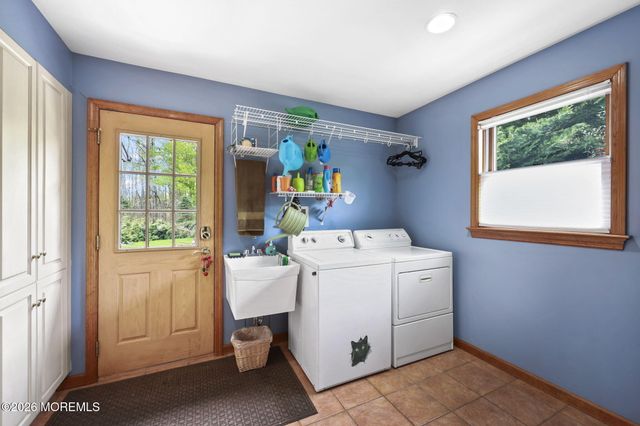 105 Clover Court, Freehold, NJ 07728