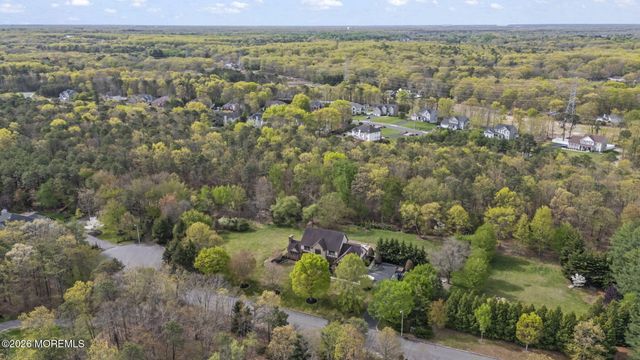 105 Clover Court, Freehold, NJ 07728