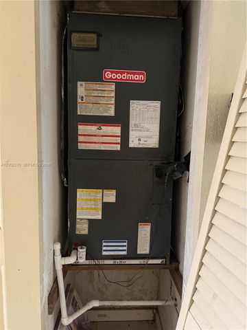 8024 NW 27th Ct, Sunrise, FL 33322