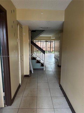 8024 NW 27th Ct, Sunrise, FL 33322