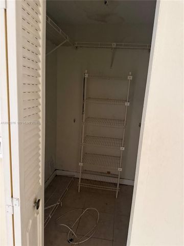 8024 NW 27th Ct, Sunrise, FL 33322