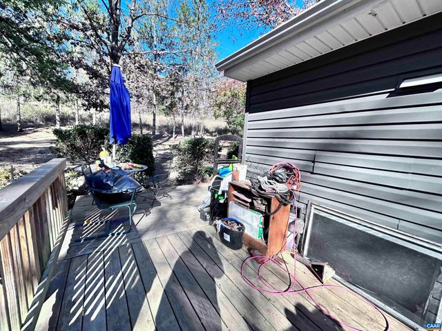 2003 SWEET HOLLOW LN, Charlottesville, VA 22903