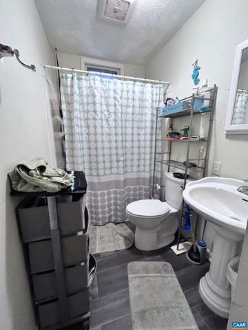 2003 SWEET HOLLOW LN, Charlottesville, VA 22903