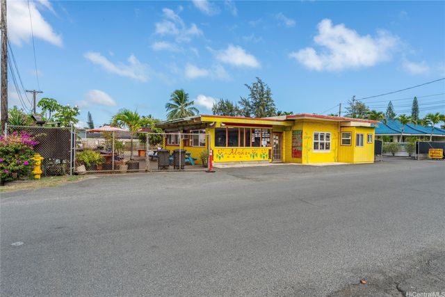 41-35 Wailea Street, Waimanalo, HI 96795