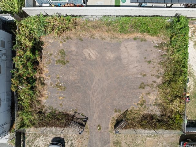 41-35 Wailea Street, Waimanalo, HI 96795