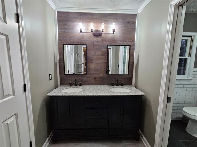 855 John Court, Lawrenceville, GA 30046