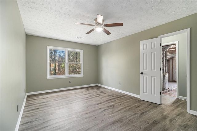 855 John Court, Lawrenceville, GA 30046