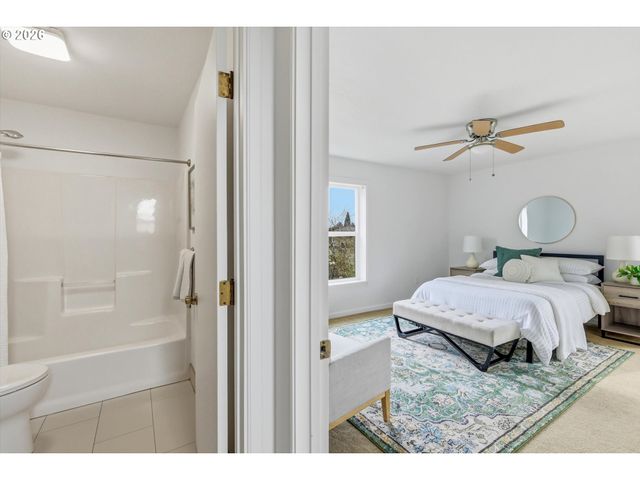 2624 Ne SUMNER St, Portland, OR 97211