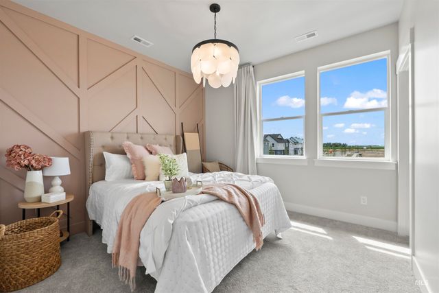 221 S Turner Ave., Star, ID 83669