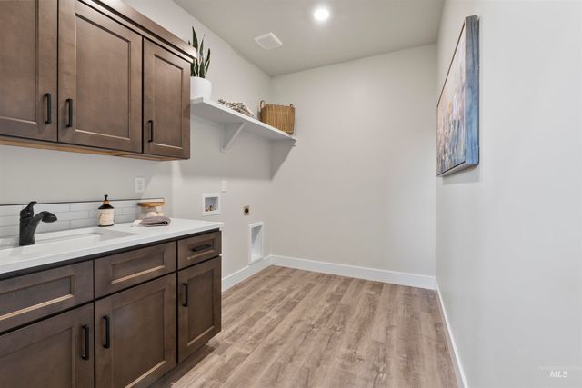 221 S Turner Ave., Star, ID 83669