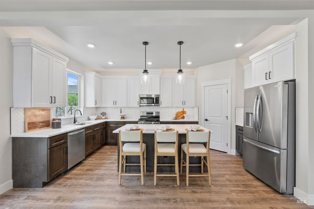 221 S Turner Ave., Star, ID 83669