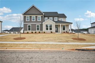 1292 Whitman Circle, Monroe, GA 30656