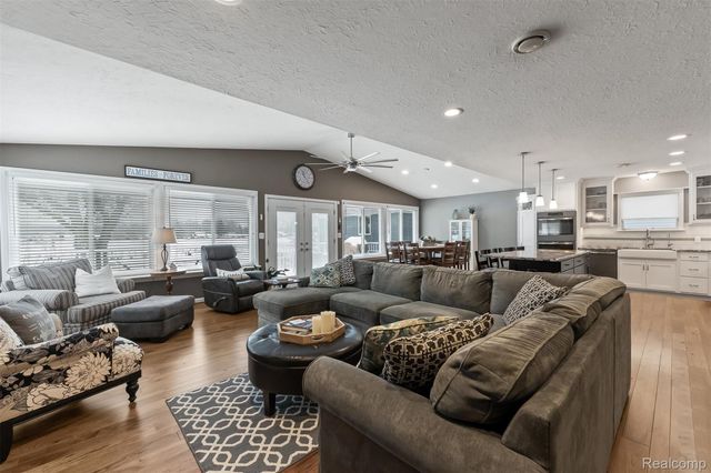 2330 Allen Road, Brandon Charter Township, MI 48462