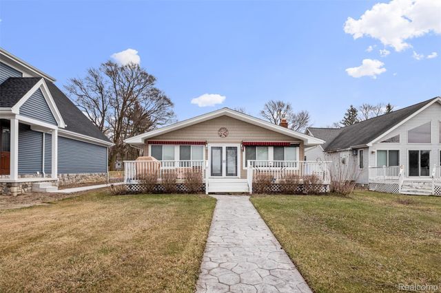 2330 Allen Road, Brandon Charter Township, MI 48462