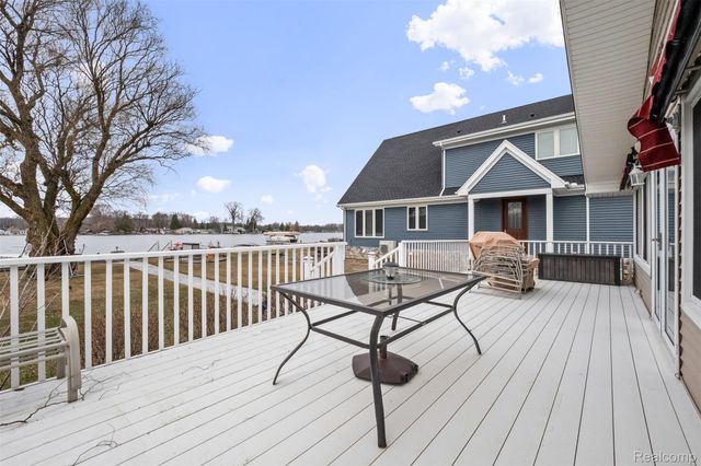 2330 Allen Road, Brandon Charter Township, MI 48462