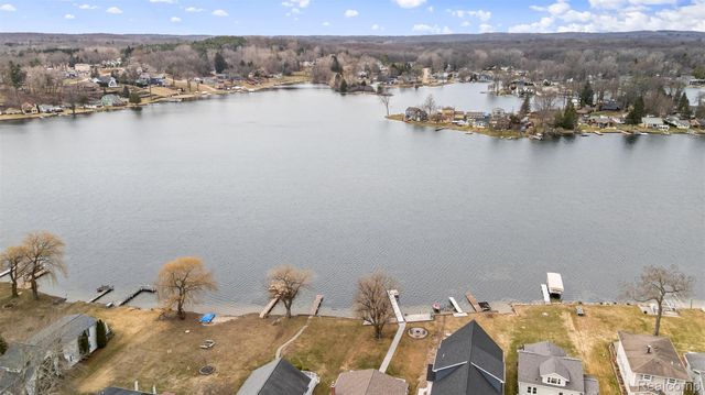 2330 Allen Road, Brandon Charter Township, MI 48462