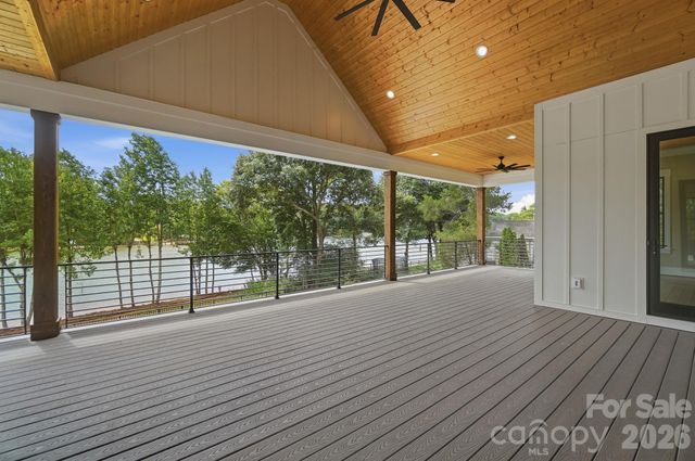 110 Zwilling Court, Troutman, NC 28166