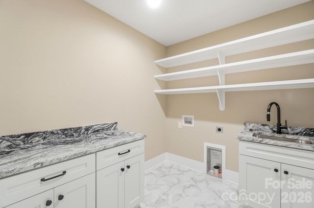 110 Zwilling Court, Troutman, NC 28166