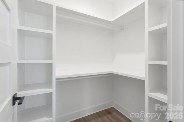 110 Zwilling Court, Troutman, NC 28166
