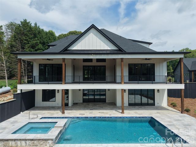 110 Zwilling Court, Troutman, NC 28166