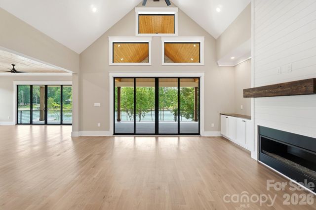 110 Zwilling Court, Troutman, NC 28166