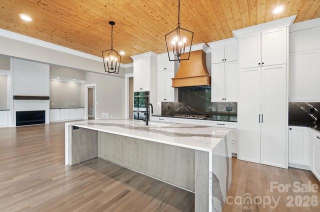 110 Zwilling Court, Troutman, NC 28166