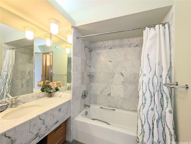 1330 Ala Moana Boulevard 2006, Honolulu, HI 96814