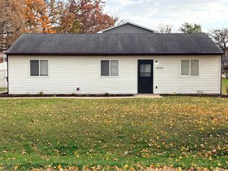 37125 N Summerfield Drive, Lake Villa, IL 60046