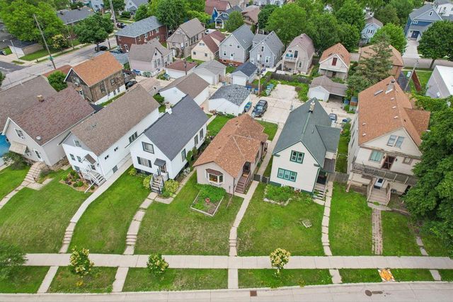 2826 S Chase AVENUE, Milwaukee, WI 53207