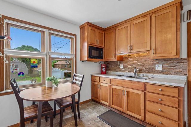 2826 S Chase AVENUE, Milwaukee, WI 53207