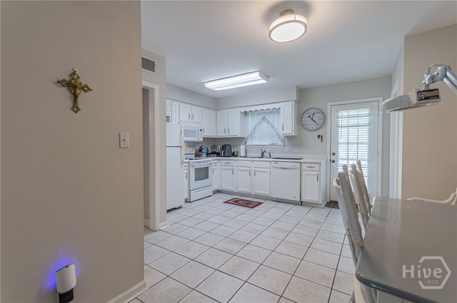 5 5th Avenue, Tybee Island, GA 31328