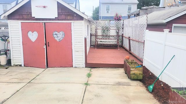 9230 212th Place, Queens Village, NY 11428