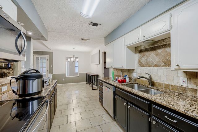8437 Glenann Drive, North Richland Hills, TX 76182
