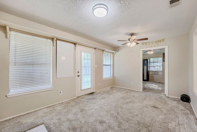 8437 Glenann Drive, North Richland Hills, TX 76182